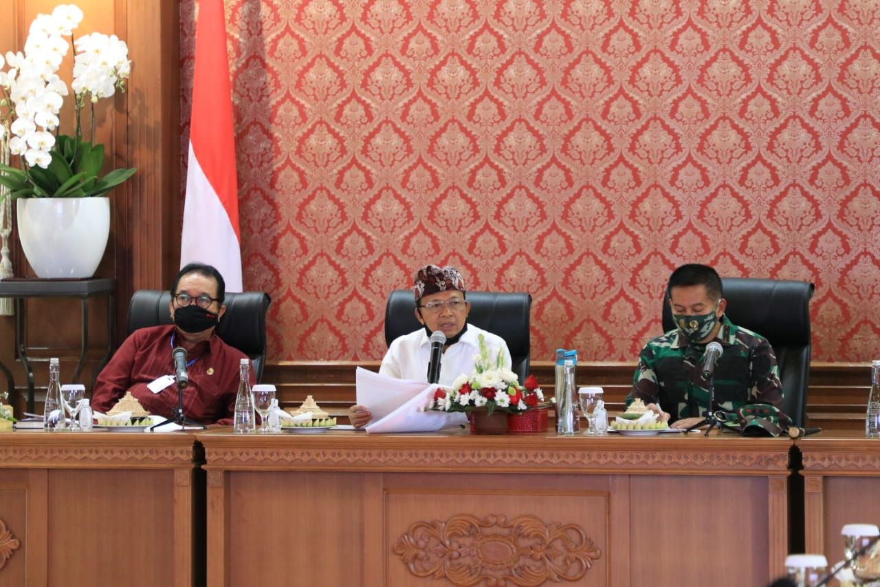 podiumnews.com-Bupati/Walikota se-Bali Sepakat Tatanan Kehidupan Era Baru Dimulai 9 Juli